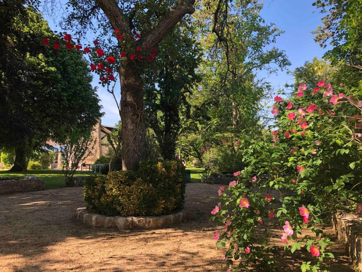 Hotel Le Clos Saint Lubin Nainville-les-Roches Zewnętrze zdjęcie